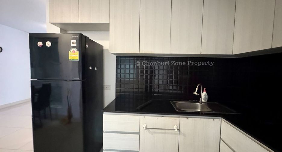 For rent and for sale 3 bedrooms townhouse in Si Racha, Chonburi