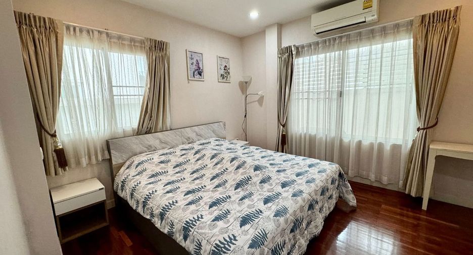 For sale 4 bedrooms house in Bang Lamung, Chonburi