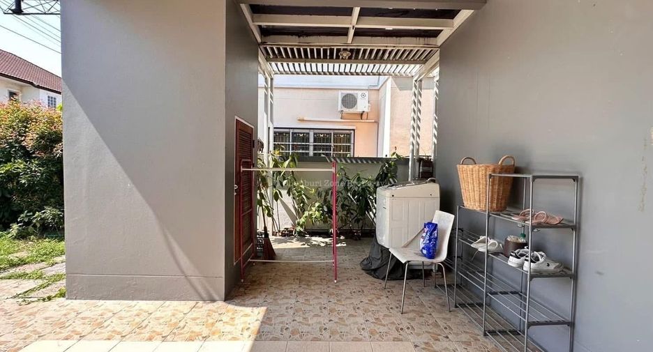 For rent 3 bedrooms house in Si Racha, Chonburi
