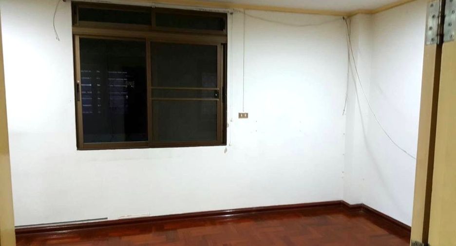 ขาย 3 ห้องนอน บ้านเดี่ยว ใน วัฒนา, กรุงเทพฯ