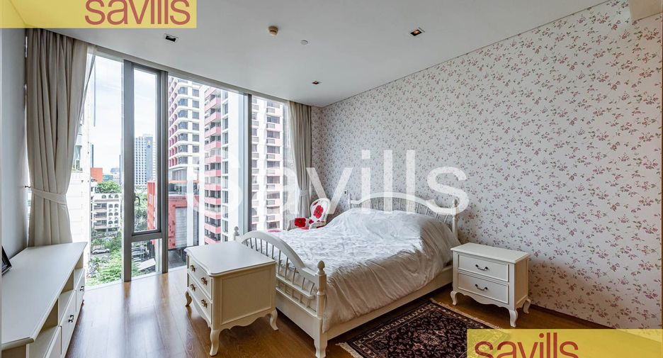 For rent 2 bedrooms condo in Sathon, Bangkok