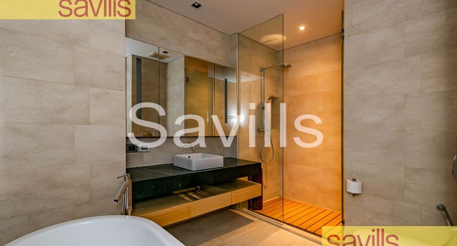 For rent 2 bedrooms condo in Sathon, Bangkok