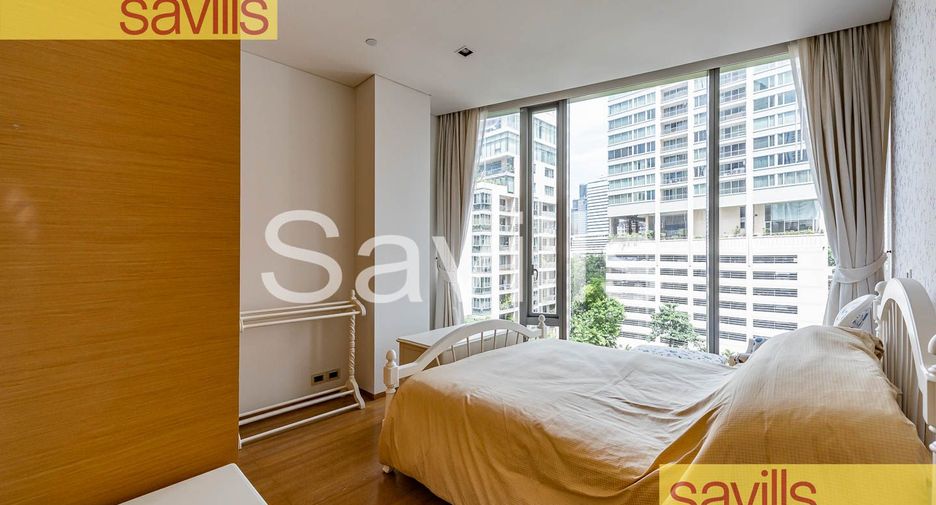 For rent 2 bedrooms condo in Sathon, Bangkok