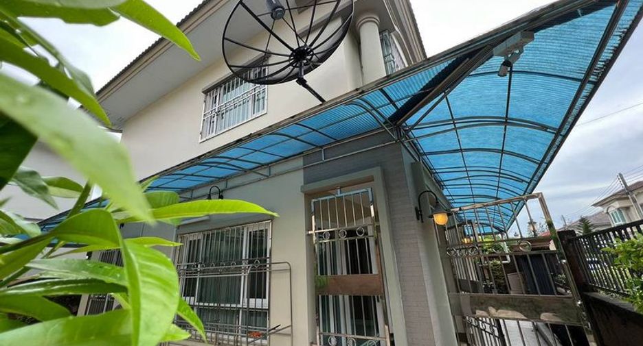 For rent and for sale 3 bedrooms house in Si Racha, Chonburi