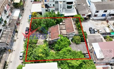 For sale 4 bedrooms house in Bang Sue, Bangkok