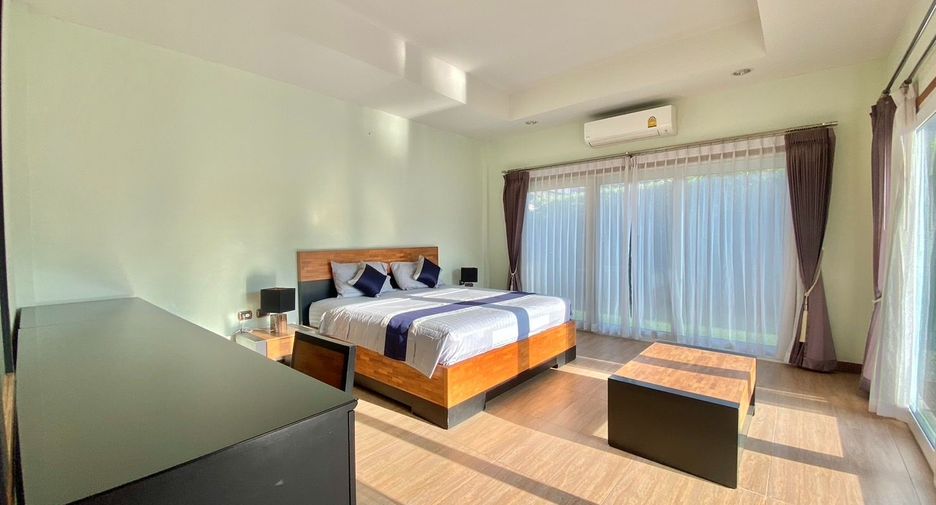 For rent 3 bedrooms villa in Huay Yai, Pattaya