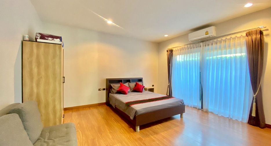 For rent 3 bedrooms villa in Huay Yai, Pattaya