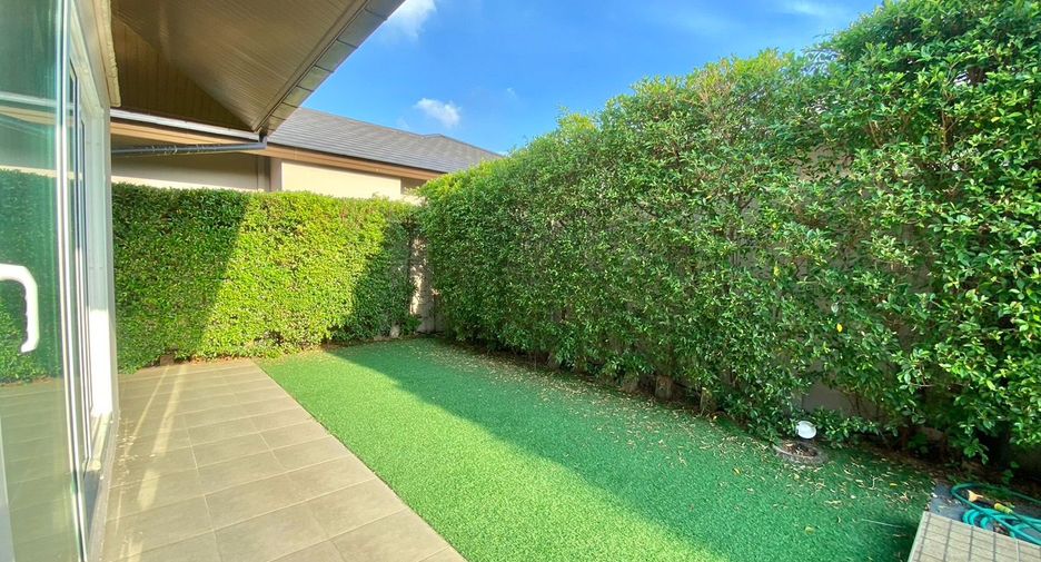 For rent 3 bedrooms villa in Huay Yai, Pattaya