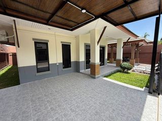 For sale 3 bedrooms house in Bang Lamung, Chonburi
