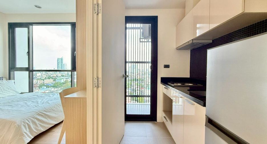 For sale 1 bed condo in Khlong San, Bangkok