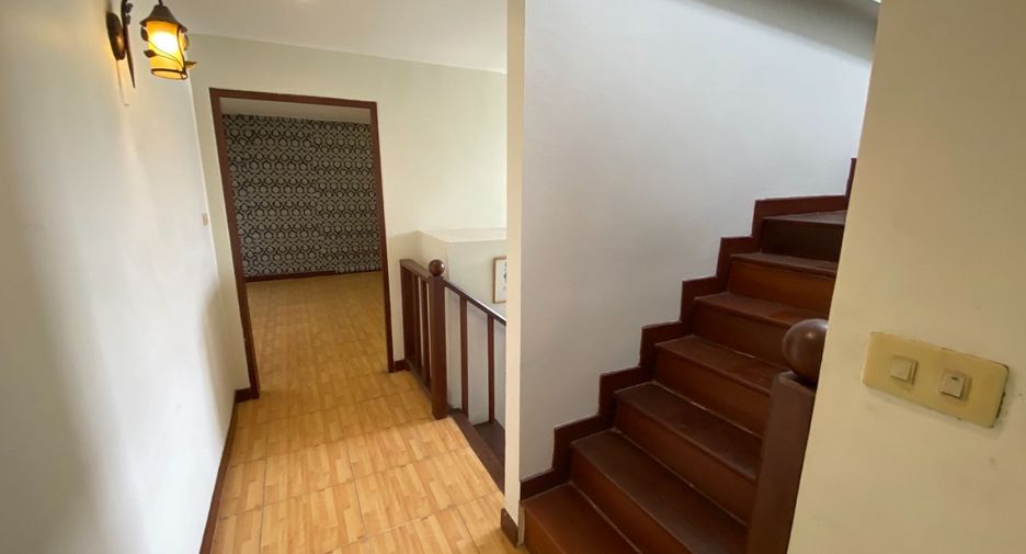 For rent そして for sale 4 ベッドルーム house in Pak Kret, Nonthaburi