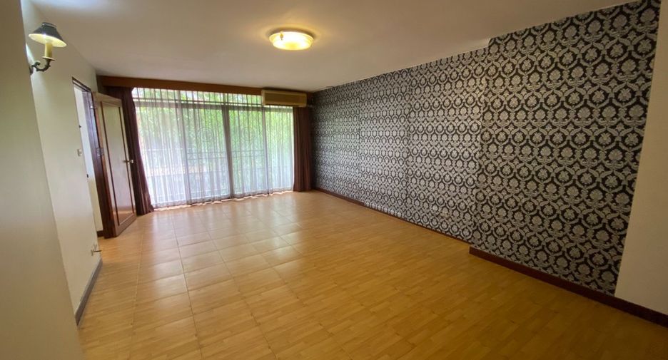 For rent そして for sale 4 ベッドルーム house in Pak Kret, Nonthaburi