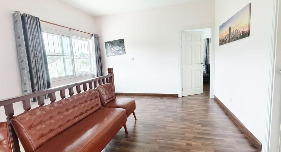 Haus zur Miete mit 4 Zimmer in Mueang Chiang Mai, Chiang Mai