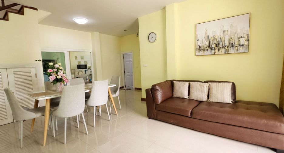 Haus zur Miete mit 4 Zimmer in Mueang Chiang Mai, Chiang Mai