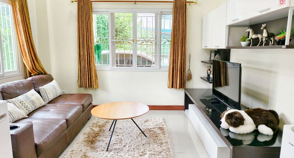 Haus zur Miete mit 4 Zimmer in Mueang Chiang Mai, Chiang Mai