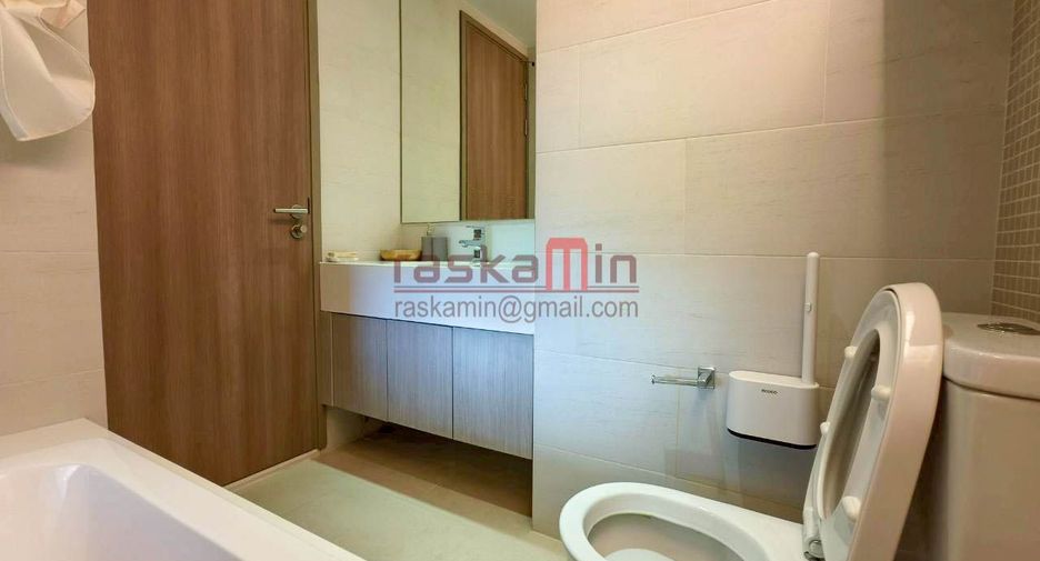 For rent and for sale 1 bed condo in Si Racha, Chonburi