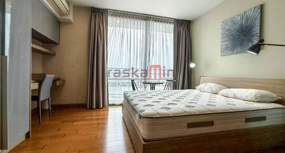 For rent and for sale 1 bed condo in Si Racha, Chonburi