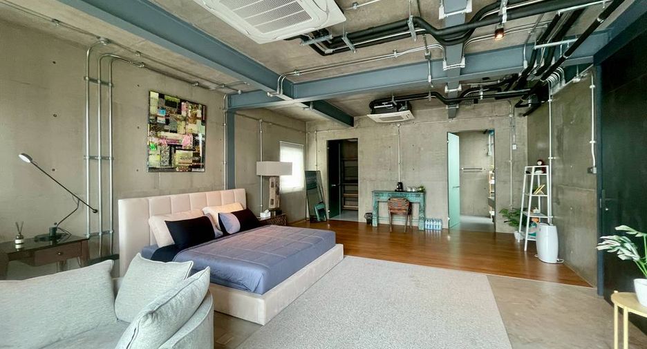 For rent 6 bedrooms office in Mueang Chiang Mai, Chiang Mai