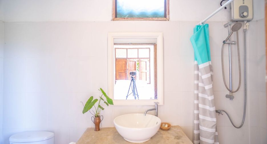 For sale 4 bedrooms house in Klaeng, Rayong