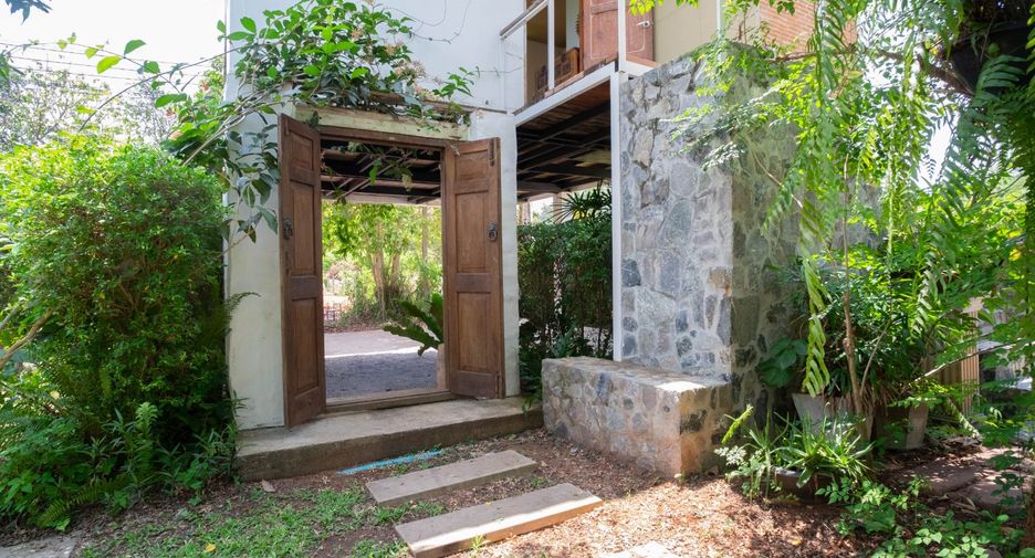 For sale 4 bedrooms house in Klaeng, Rayong