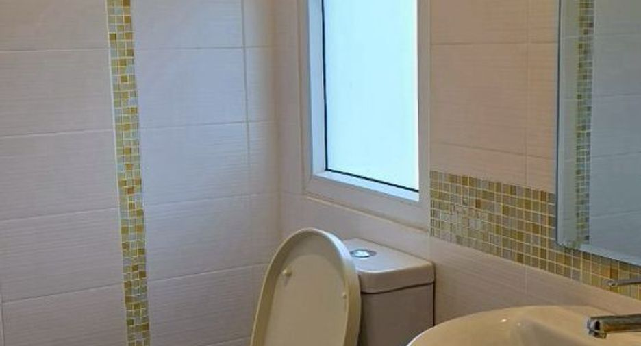 For rent 3 bedrooms house in Mueang Chiang Mai, Chiang Mai