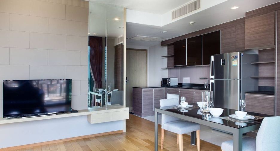 For sale 2 bedrooms condo in Khlong Toei, Bangkok