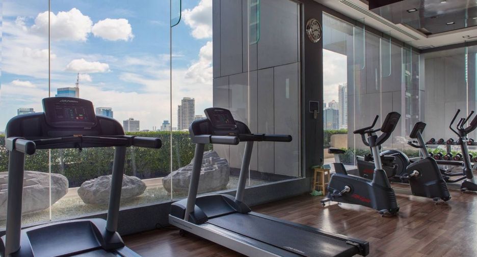 For sale 2 bedrooms condo in Khlong Toei, Bangkok