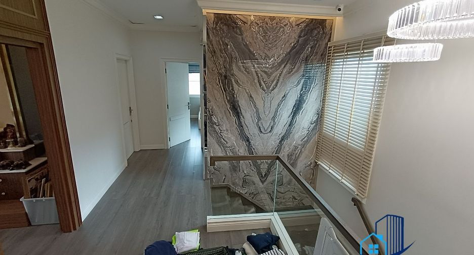 For sale 4 bedrooms house in Sai Mai, Bangkok