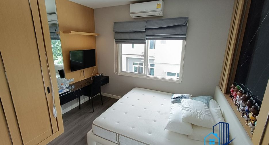 For sale 4 bedrooms house in Sai Mai, Bangkok