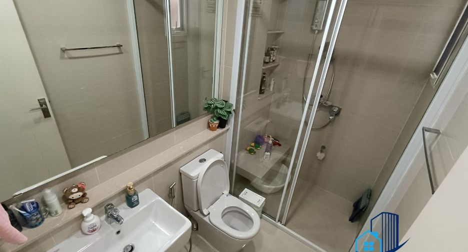 For sale 4 bedrooms house in Sai Mai, Bangkok