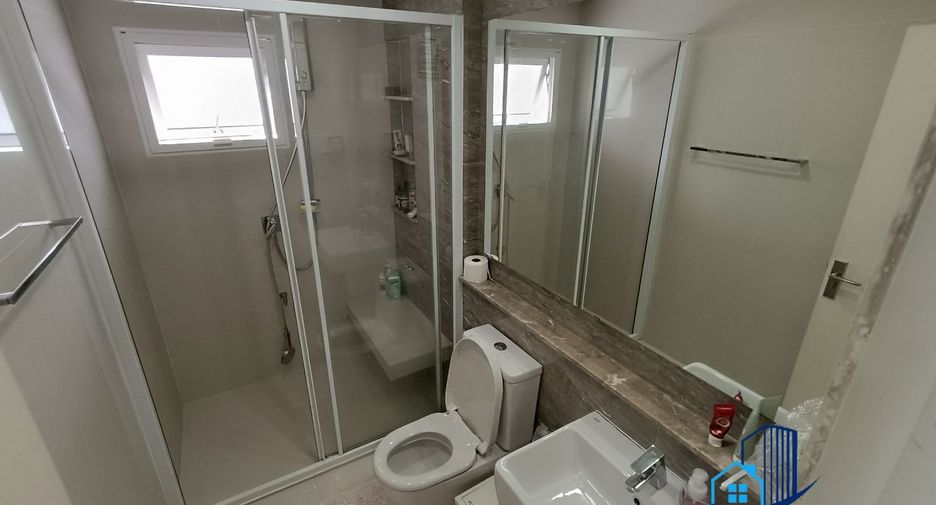 For sale 4 bedrooms house in Sai Mai, Bangkok