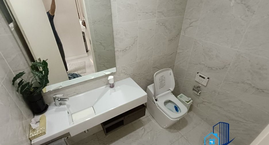 For sale 4 bedrooms house in Sai Mai, Bangkok