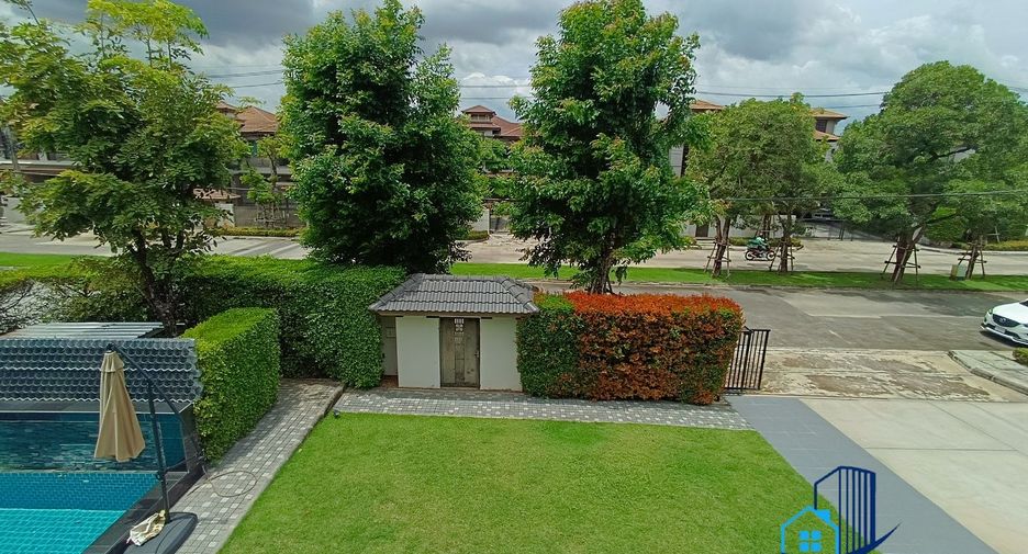 For sale 4 bedrooms house in Sai Mai, Bangkok