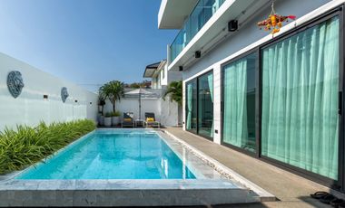 Villa zum Kauf mit 5 Zimmer in Bang Lamung, Chonburi