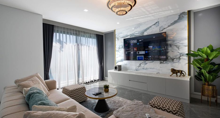 Villa zum Kauf mit 5 Zimmer in Bang Lamung, Chonburi