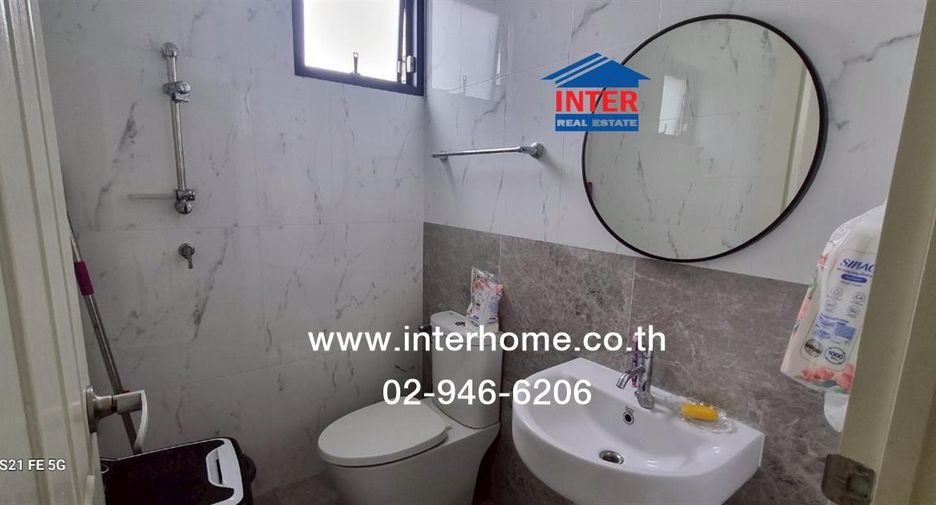 For rent and for sale 3 bedrooms house in Khlong Sam Wa, Bangkok