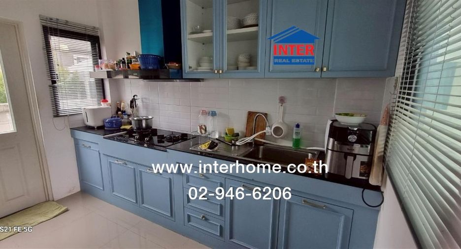 For rent and for sale 3 bedrooms house in Khlong Sam Wa, Bangkok