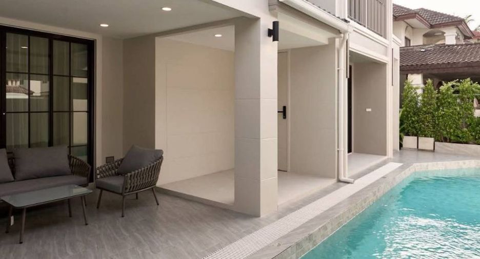 For sale 5 bedrooms house in Mueang Chiang Mai, Chiang Mai