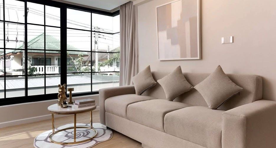 For sale 5 bedrooms house in Mueang Chiang Mai, Chiang Mai