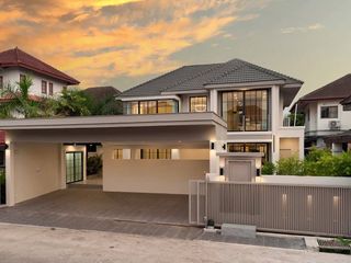 For sale 5 bedrooms house in Mueang Chiang Mai, Chiang Mai
