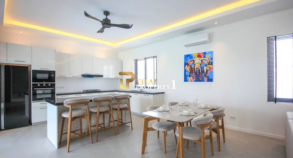 For sale 3 bedrooms villa in Hua Hin, Prachuap Khiri Khan