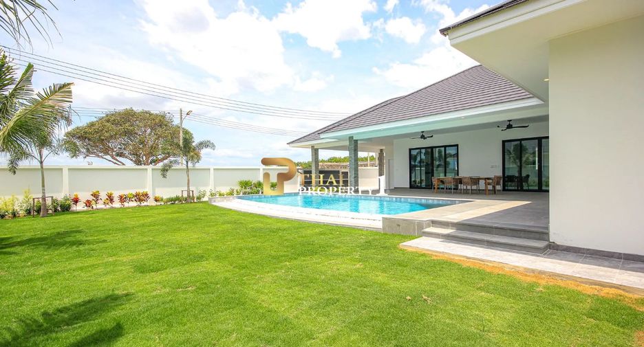 For sale 3 bedrooms villa in Hua Hin, Prachuap Khiri Khan