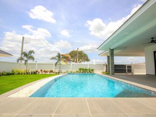 For sale 3 bedrooms villa in Hua Hin, Prachuap Khiri Khan
