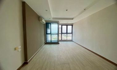 For sale 1 bed condo in Si Racha, Chonburi