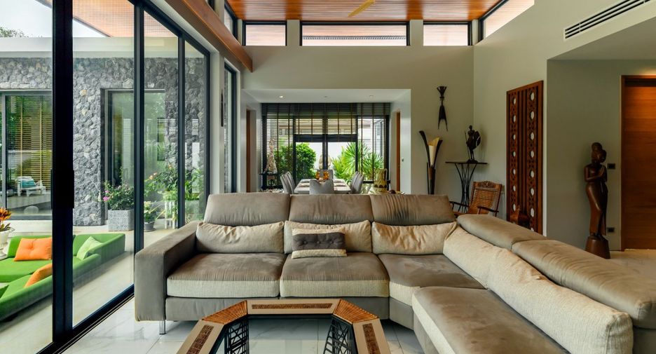 For sale 4 bedrooms villa in Thalang, Phuket