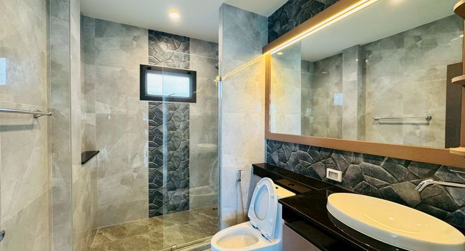 For rent 3 bedrooms house in Bang Lamung, Chonburi