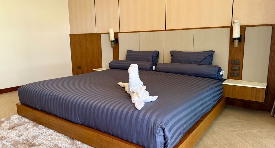 For sale 4 bedrooms villa in Thalang, Phuket