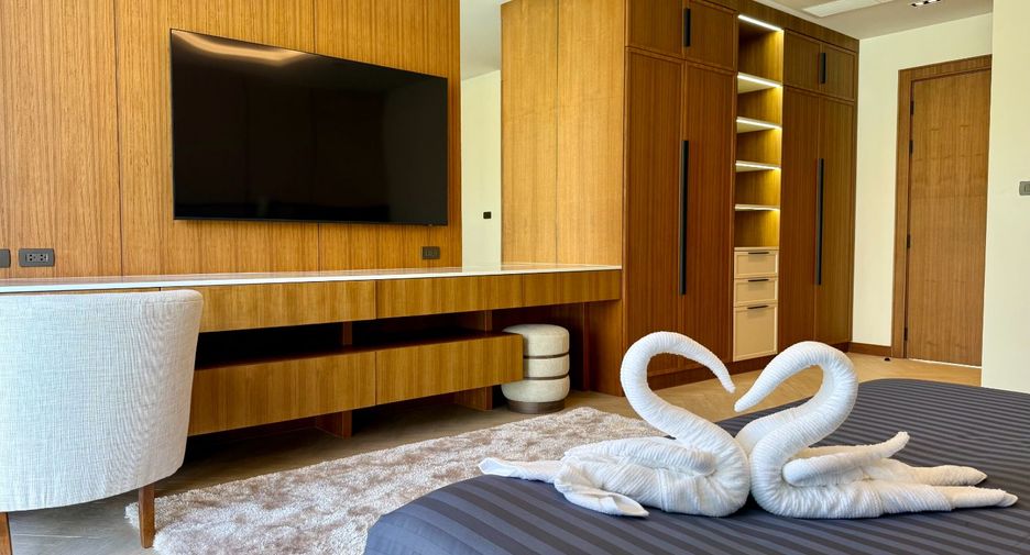 For sale 4 bedrooms villa in Thalang, Phuket
