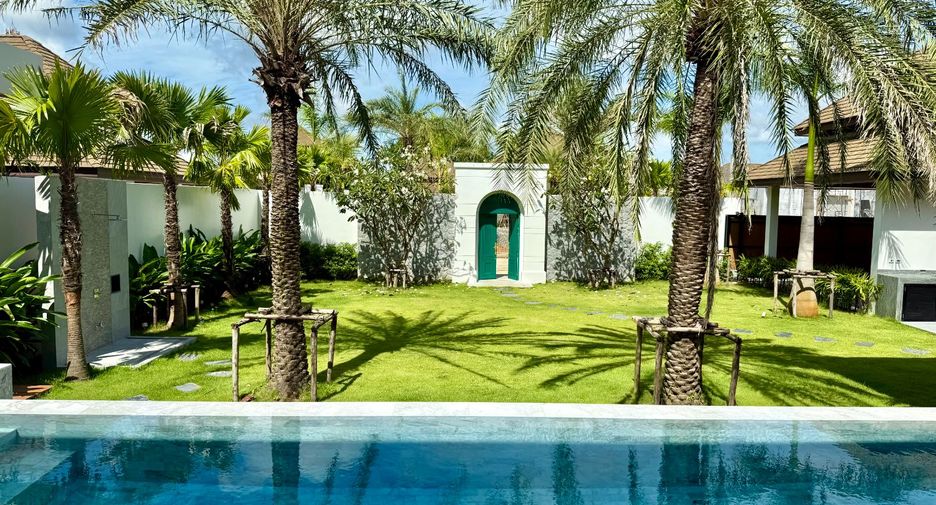 For sale 4 bedrooms villa in Thalang, Phuket