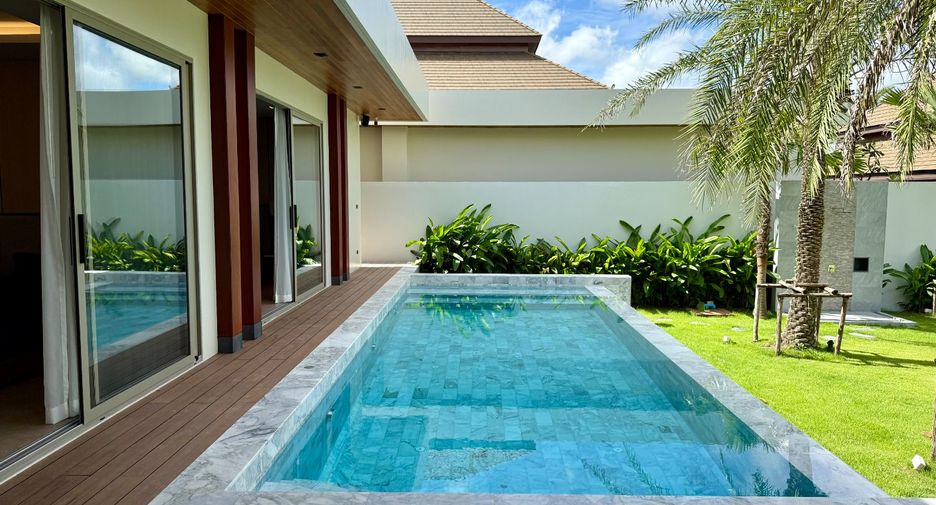 For sale 4 bedrooms villa in Thalang, Phuket